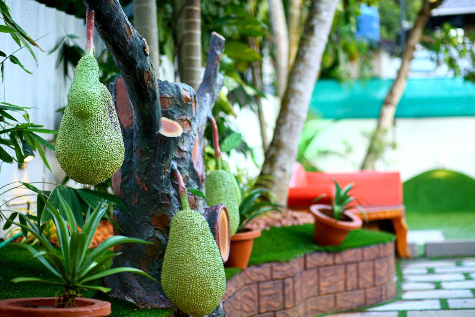 Lake Palace Family Resort Kumarakom Exterior photo